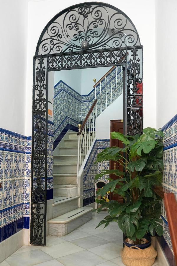 Hostal Colon Cádiz Exterior foto